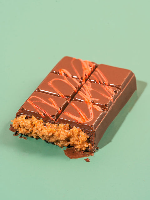 Lotus Biscoff Dubai Chocolate Bar