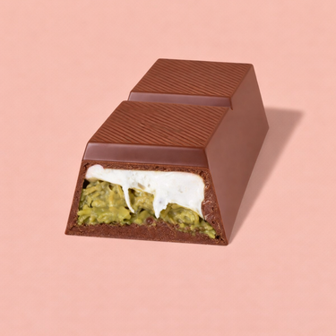 Dubai Chewy Pistachio Chocolate Bar