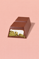 Dubai Chewy Pistachio Chocolate Bar