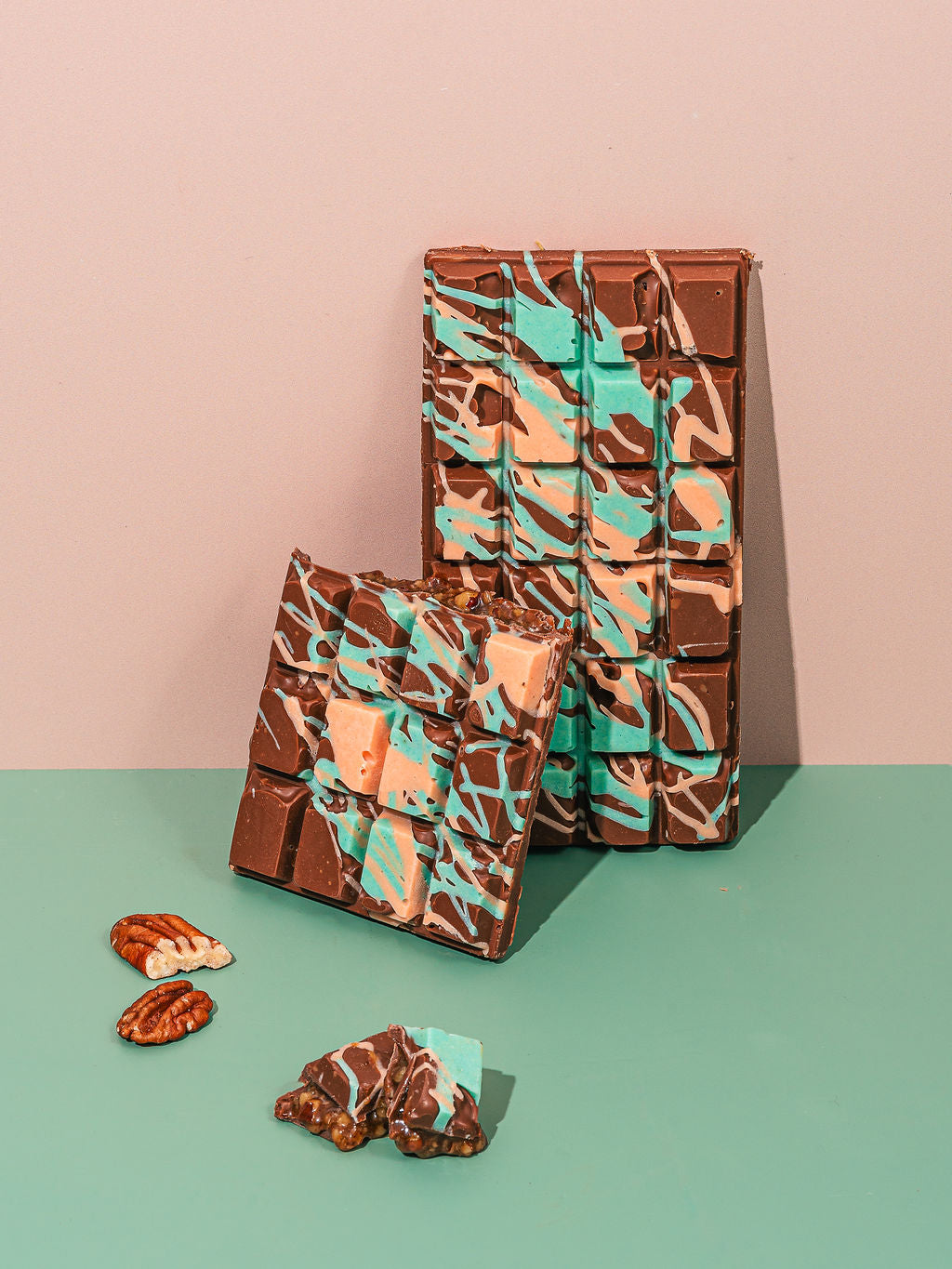 Pecan Caramel Dubai Chocolate Bar