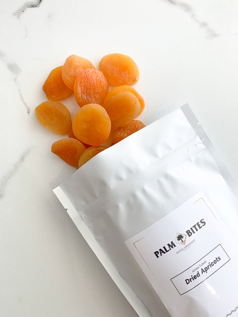 NUTS US – Dried Apricots | Jumbo Size Turkish Apricots | No Added Sugar &  Color | Chewy and Juicy Texture | Non-GMO and No Added Flavor | Whole  Pitted